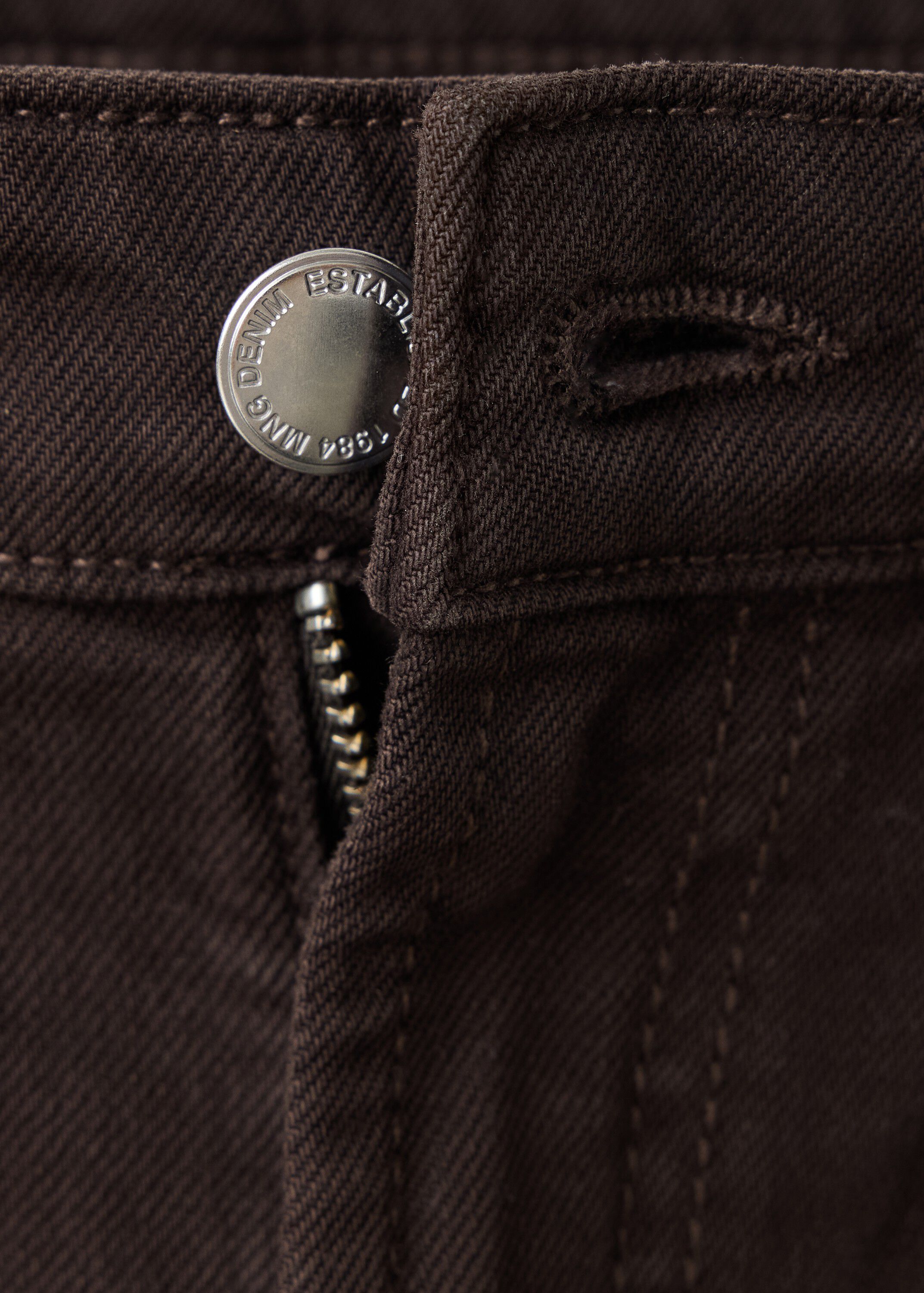High-waisted wideleg jeans