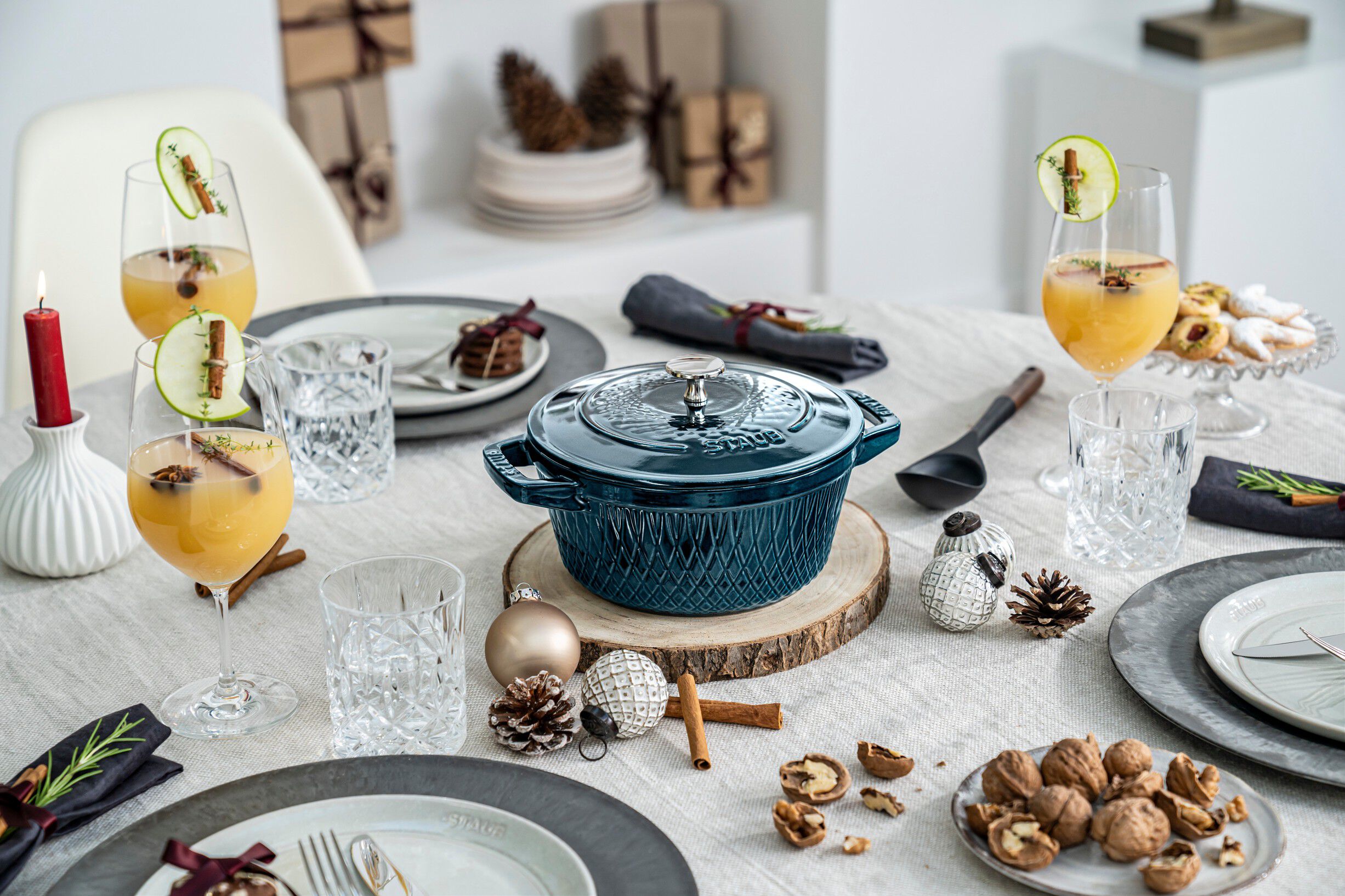 La Cocotte Gryta 24 cm / 4 l, Rund, La-Mer, Gjutj&auml;rn