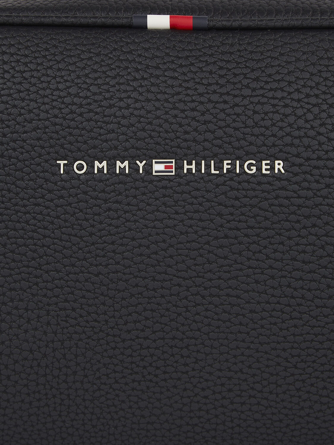 ESSENTIAL PU WASHBAG