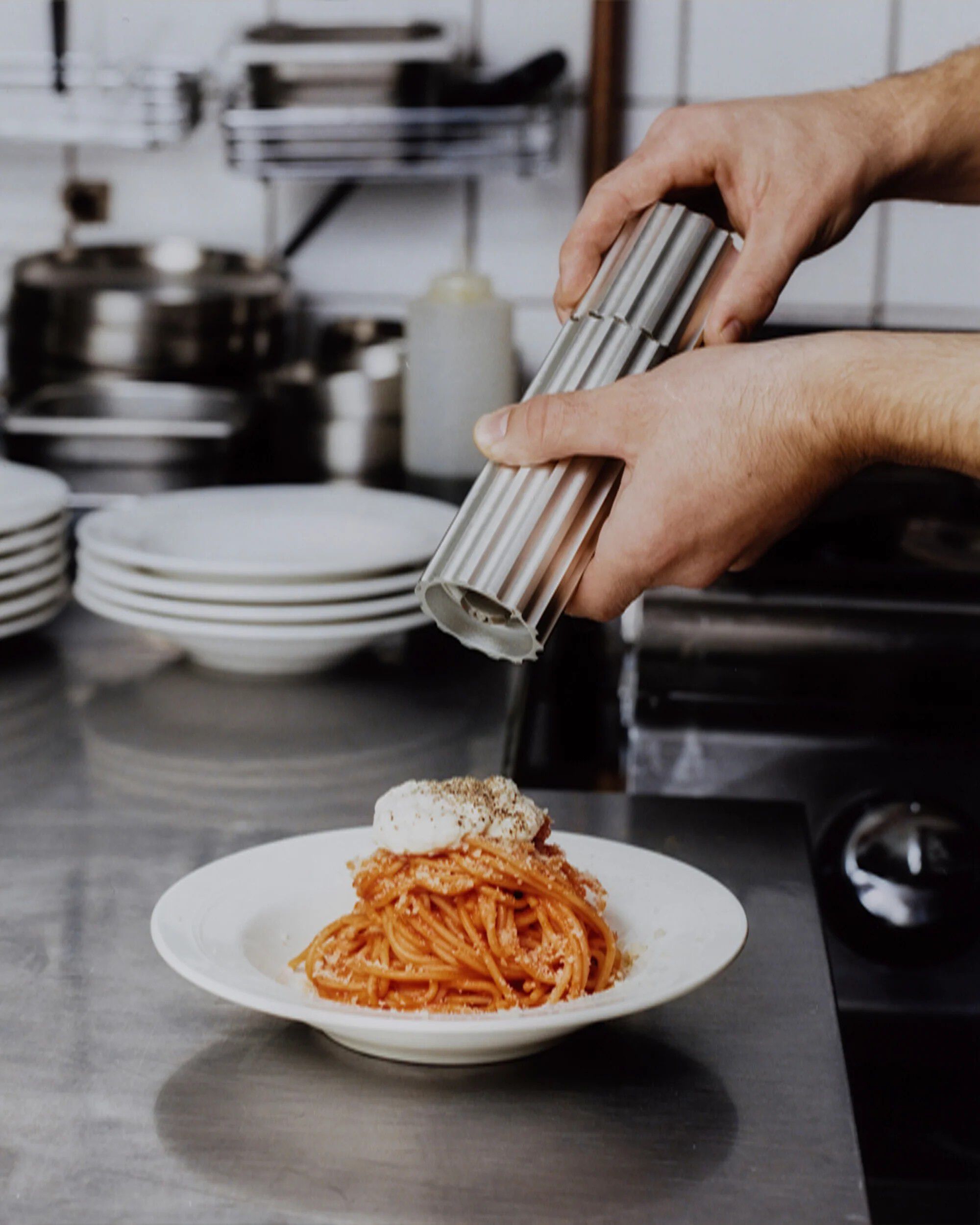 M&eacute;tier SP Embossed Bowl / Set of 2