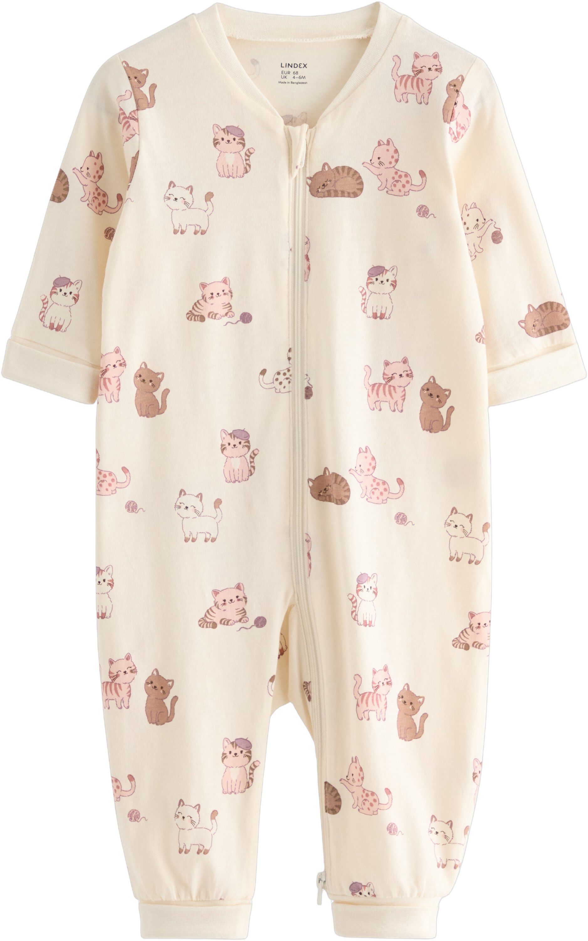 Pyjamas med applikation baktill