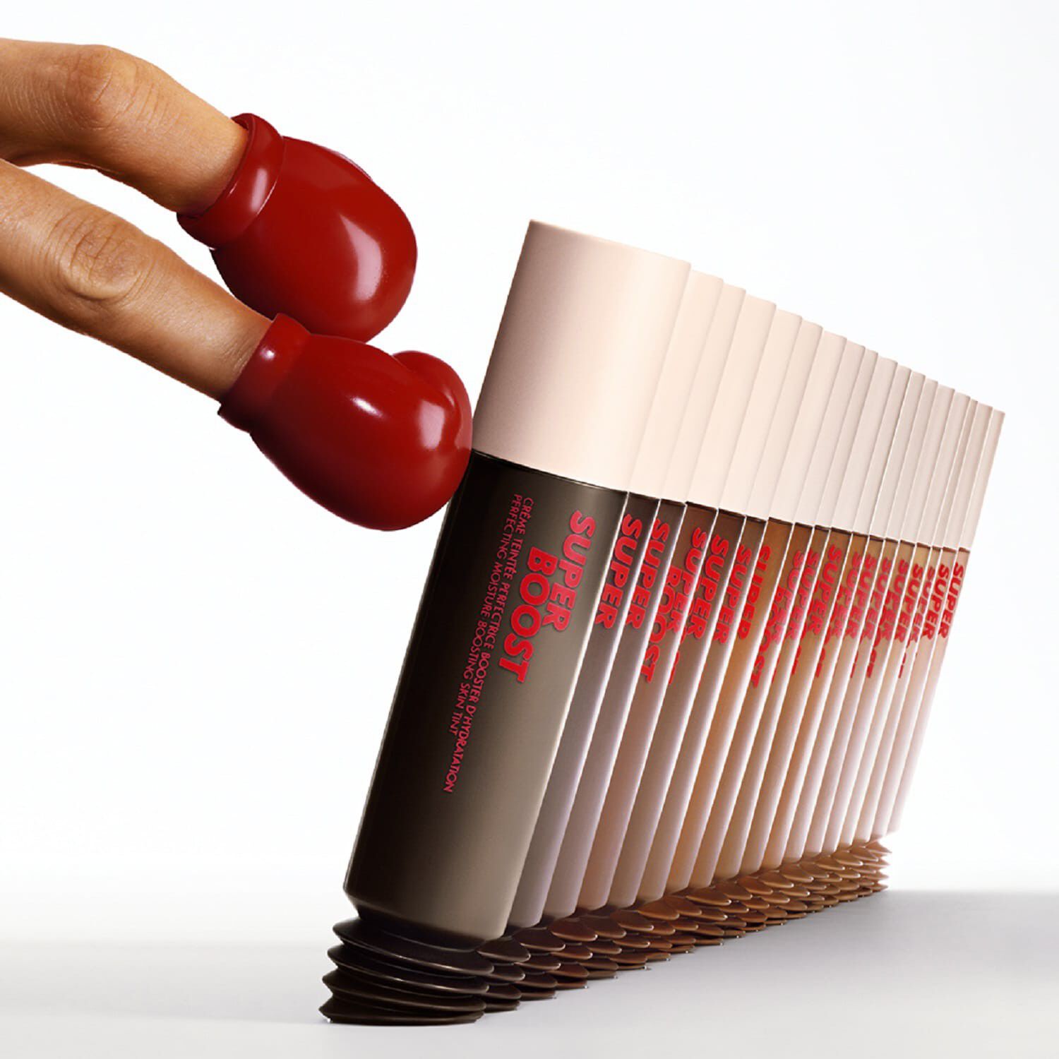 Super Boost Skin Tint tonad kr&auml;m med &aring;terfuktningsbooster