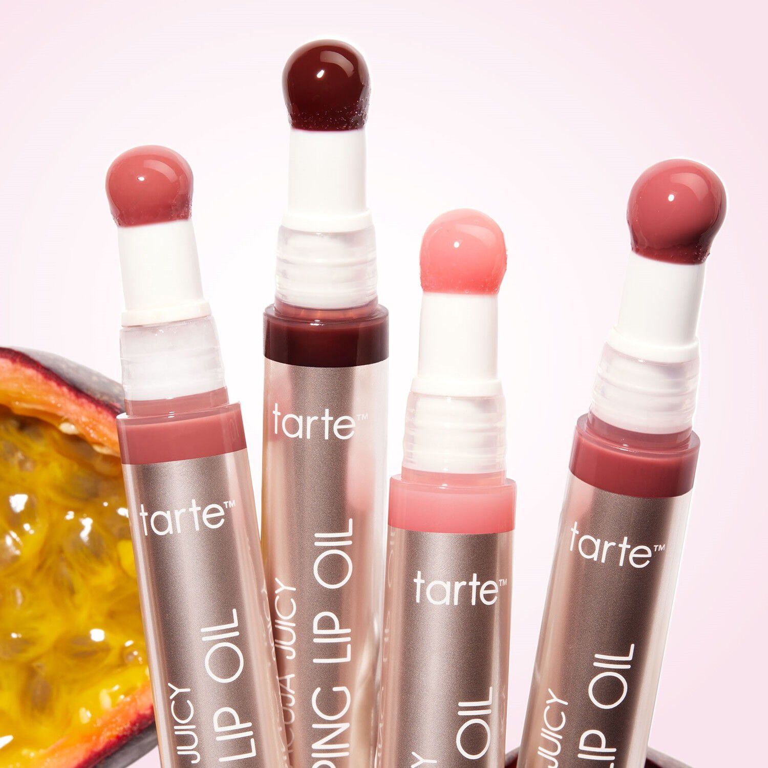 Maracuja Juicy Plumping Lip Oil - L&auml;ppolja f&ouml;r fylliga l&auml;ppar