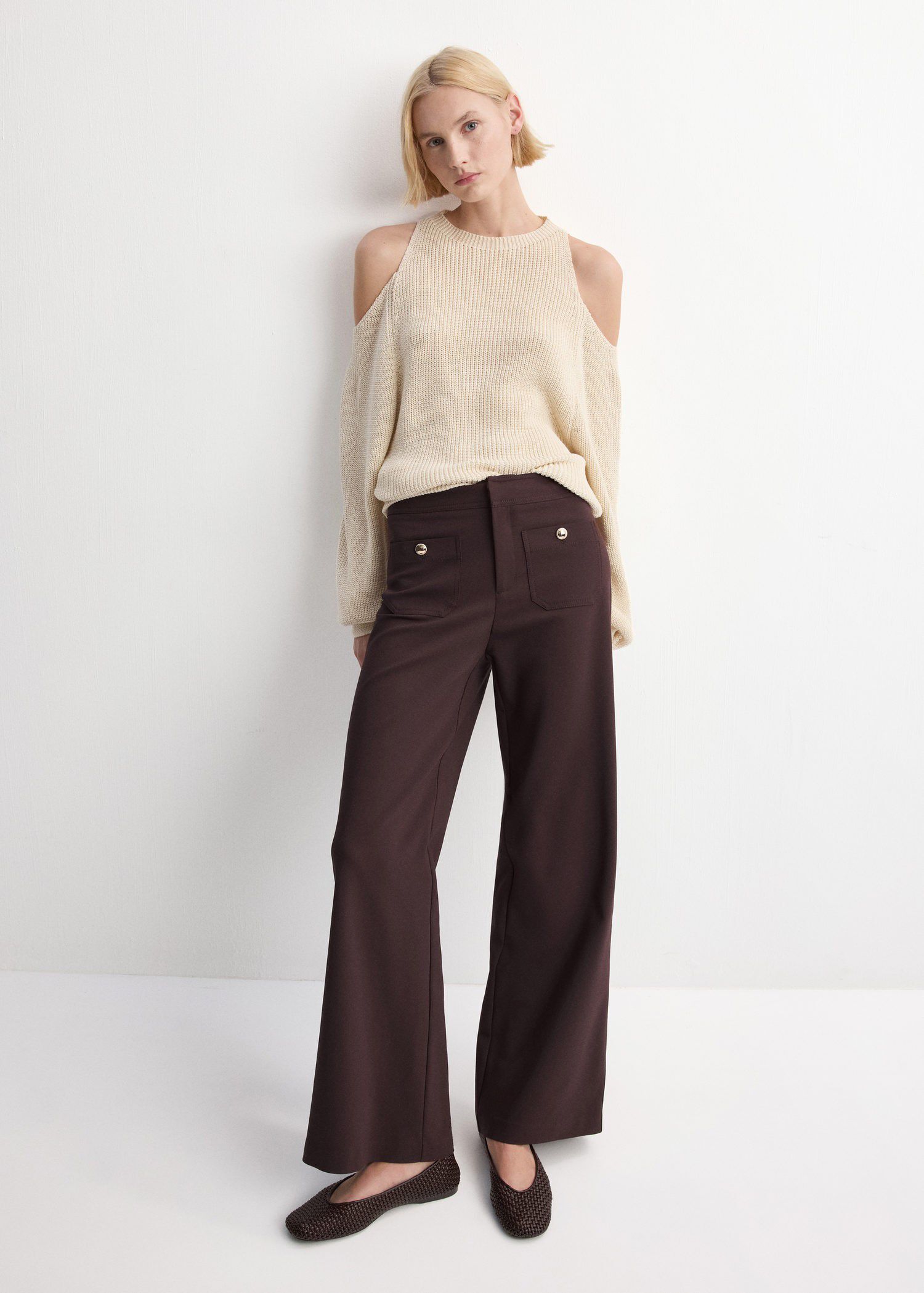 Straight trousers with jewel button
