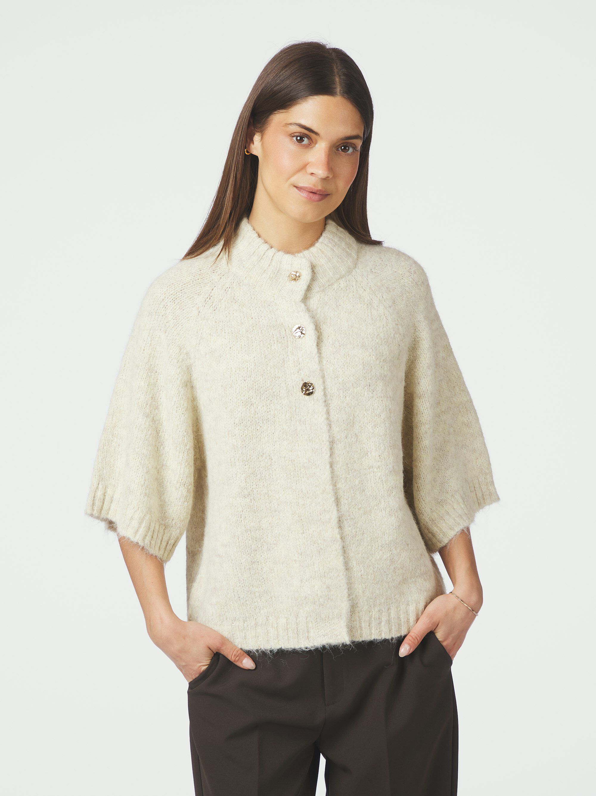 Benuta Fluffy Knit Cardigan