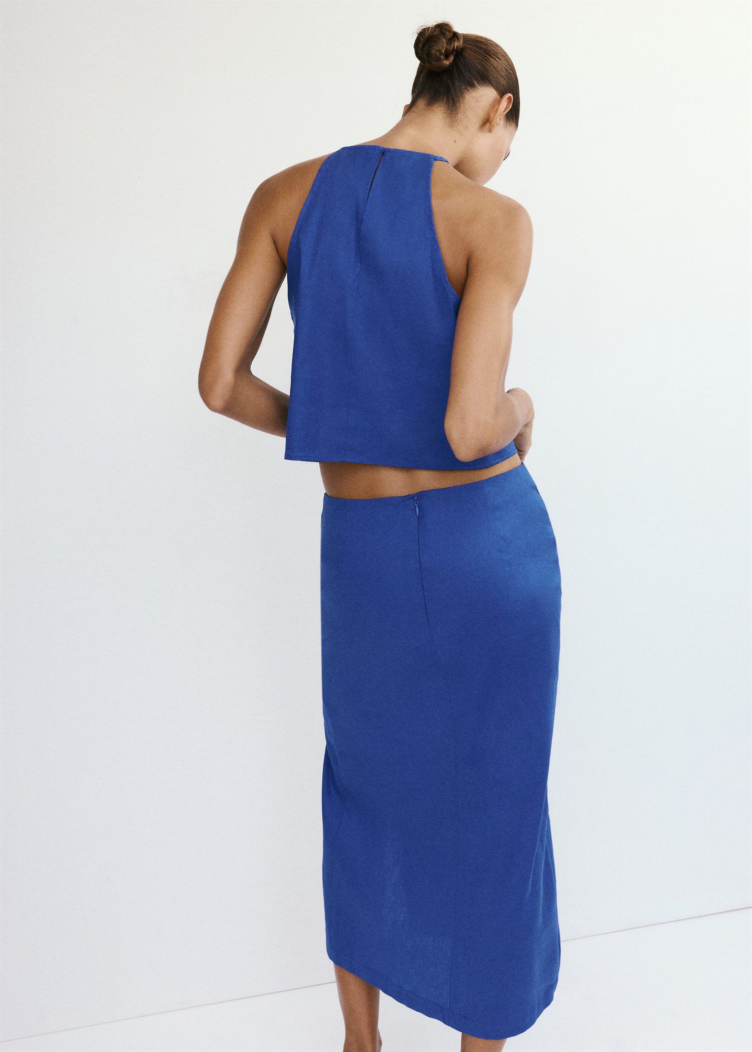 Midi skirt in a linen-cotton blend
