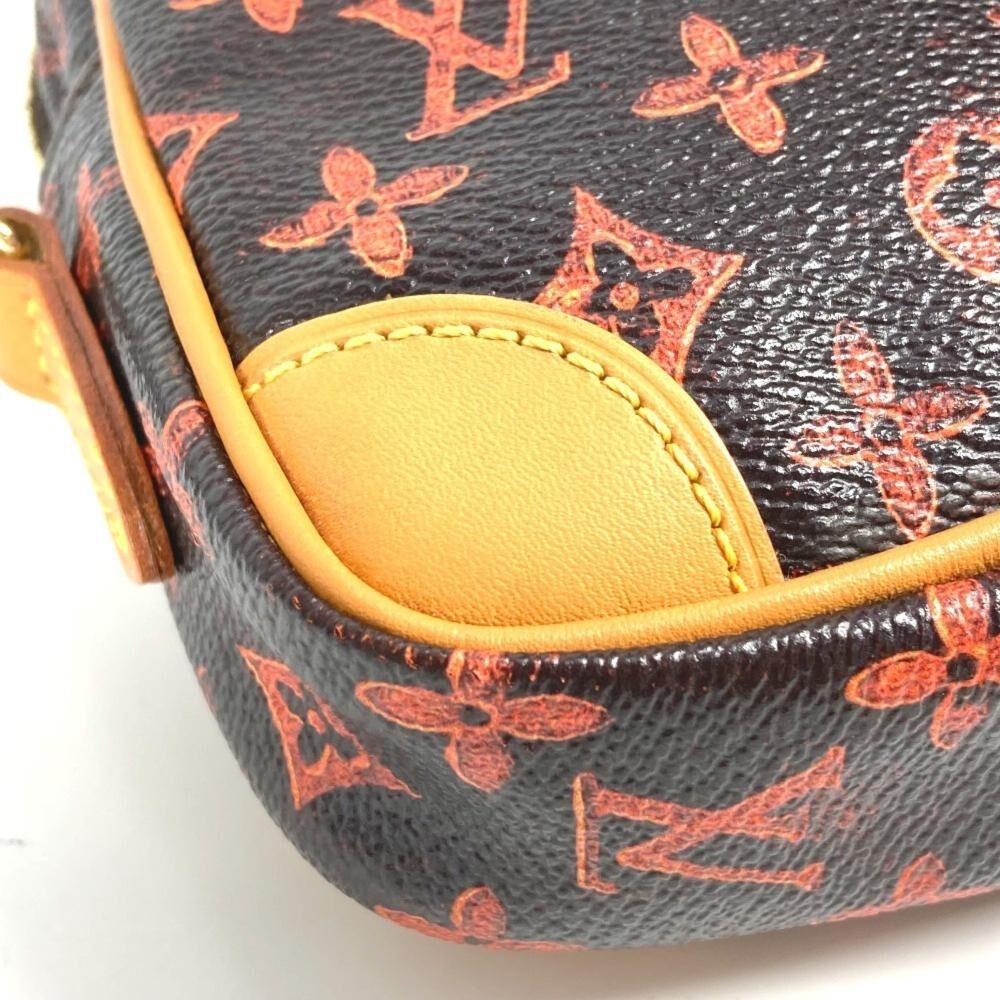 Louis Vuitton Shoulder Bags