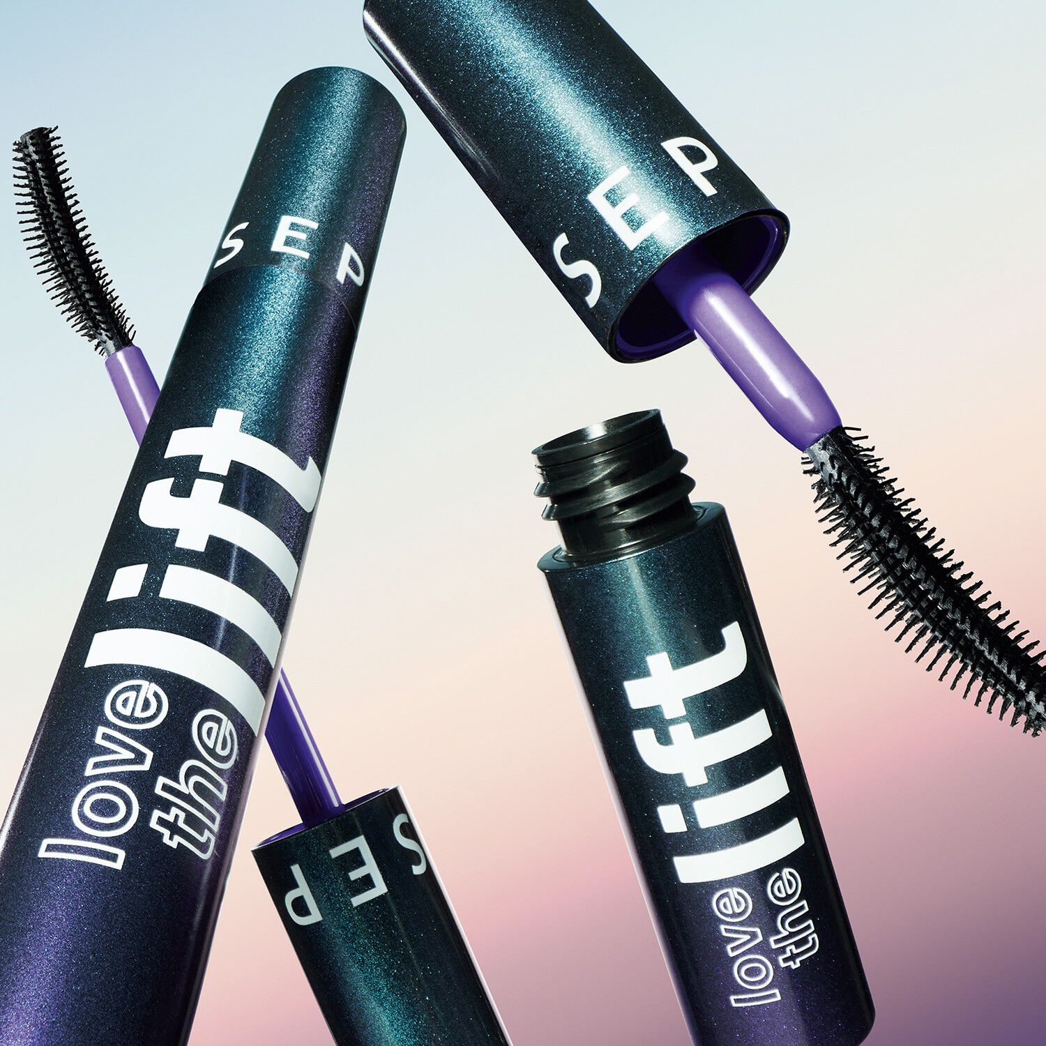 Love The Lift Waterproof - Curling and Volumizing Mascara