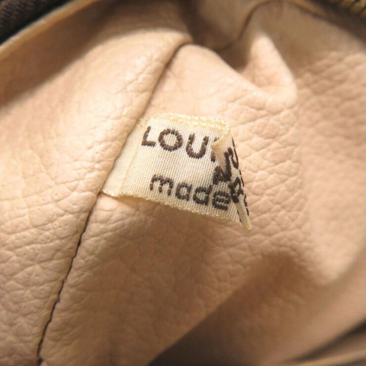 Louis Vuitton Trousse Toilette