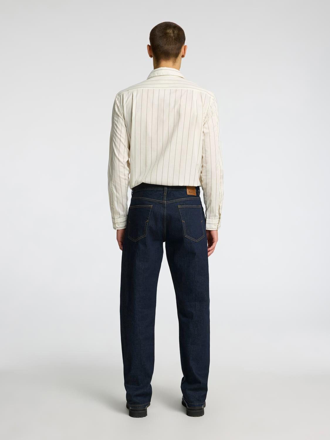 Slh196-Straight Ben Stay Black 600 Jeans