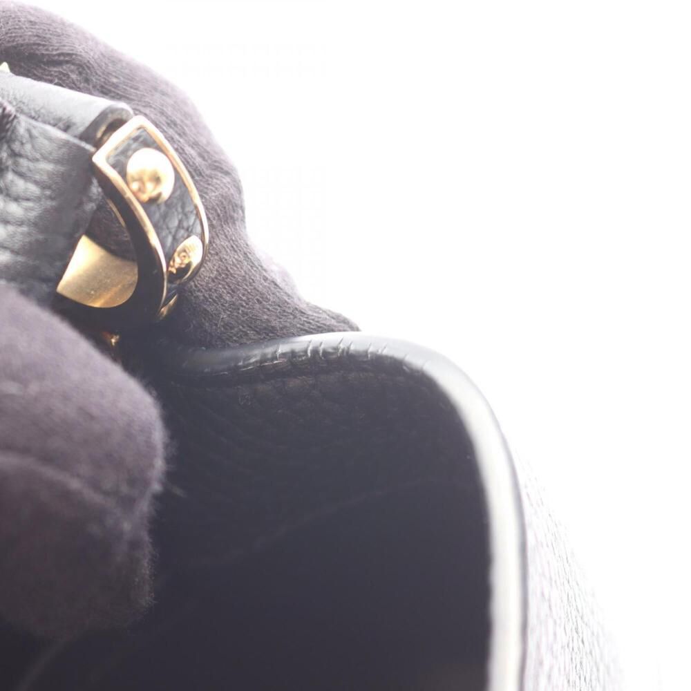 Louis Vuitton Capucines