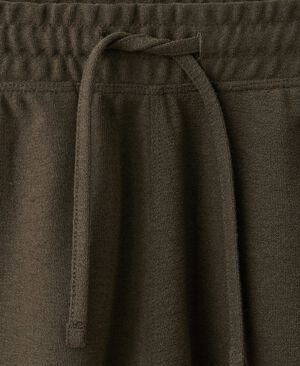 Textured cotton blend Bermuda short