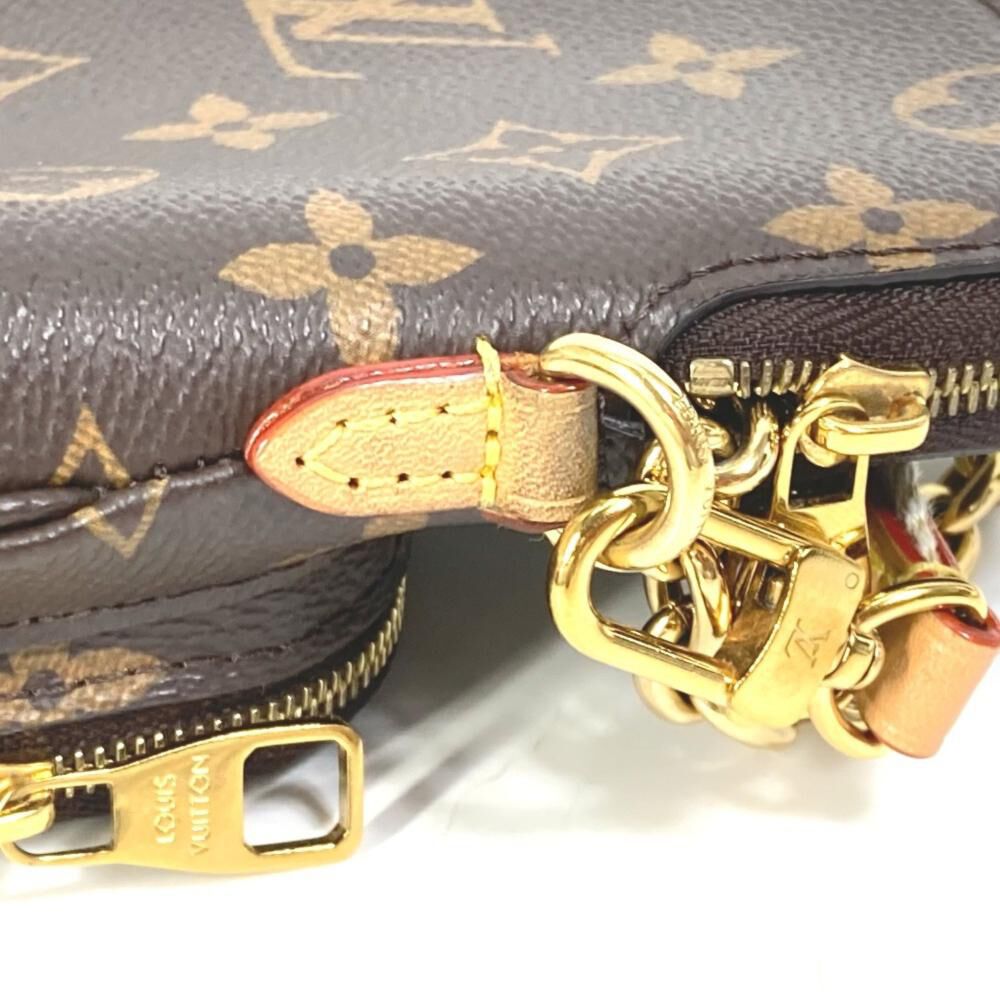 Louis Vuitton Shoulder Bags