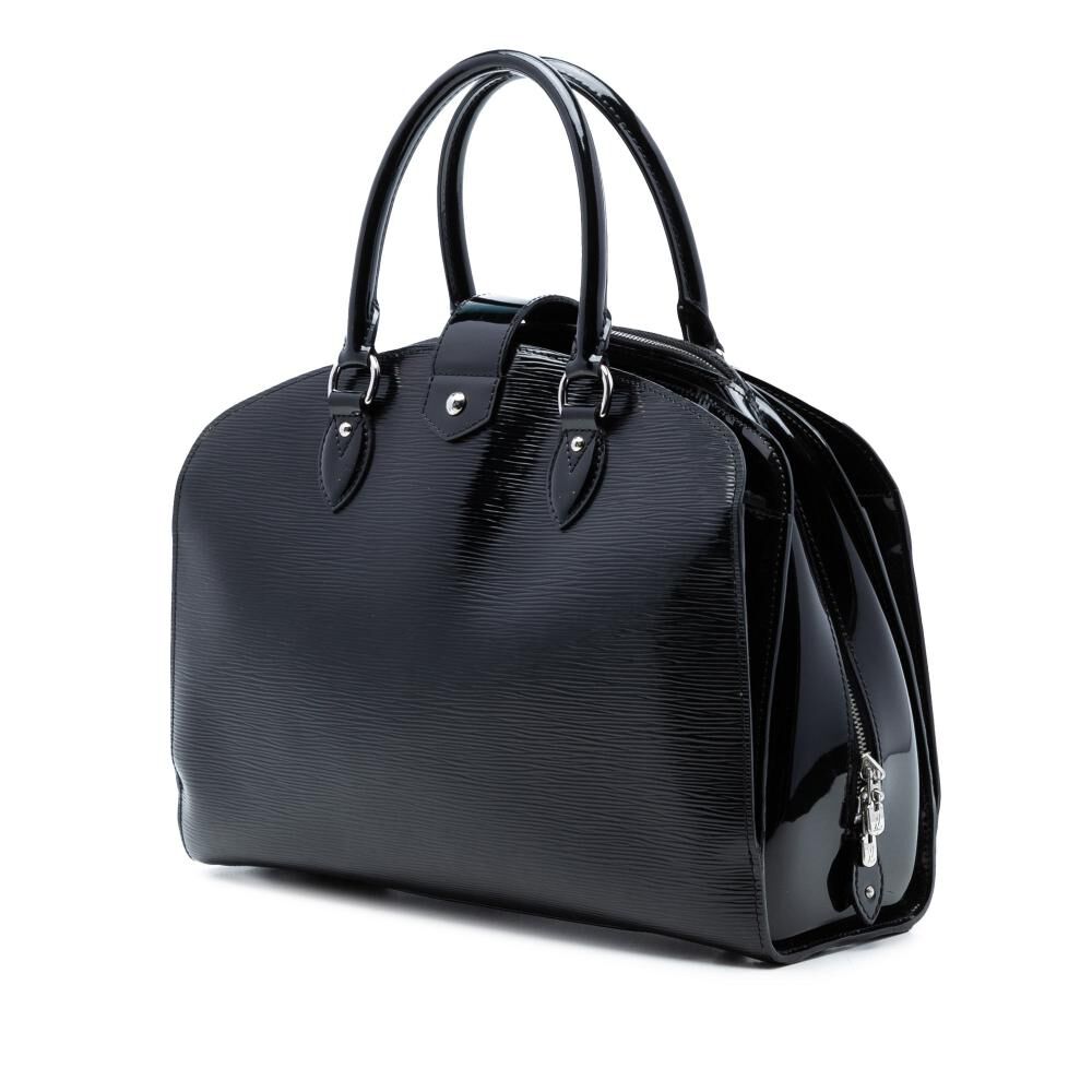 Louis Vuitton Pont Neuf