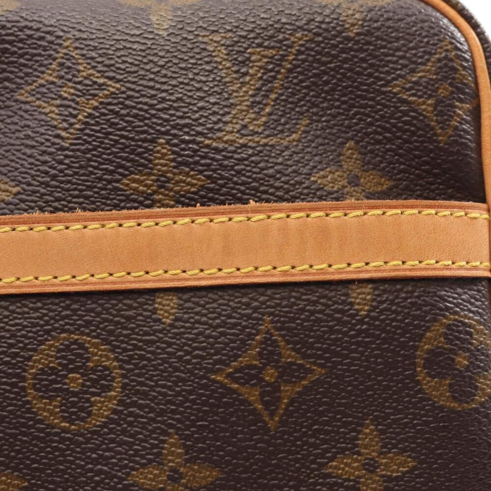 Louis Vuitton Shoulder Bags