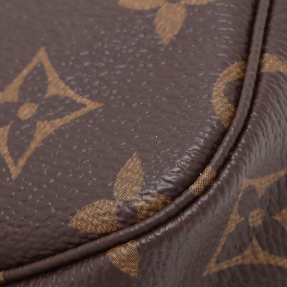 Louis Vuitton Pochette Accessoires