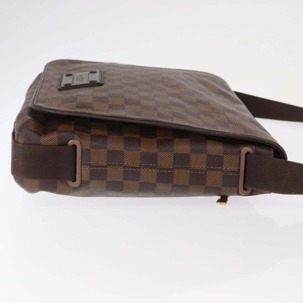 Louis Vuitton Shoulder Bags