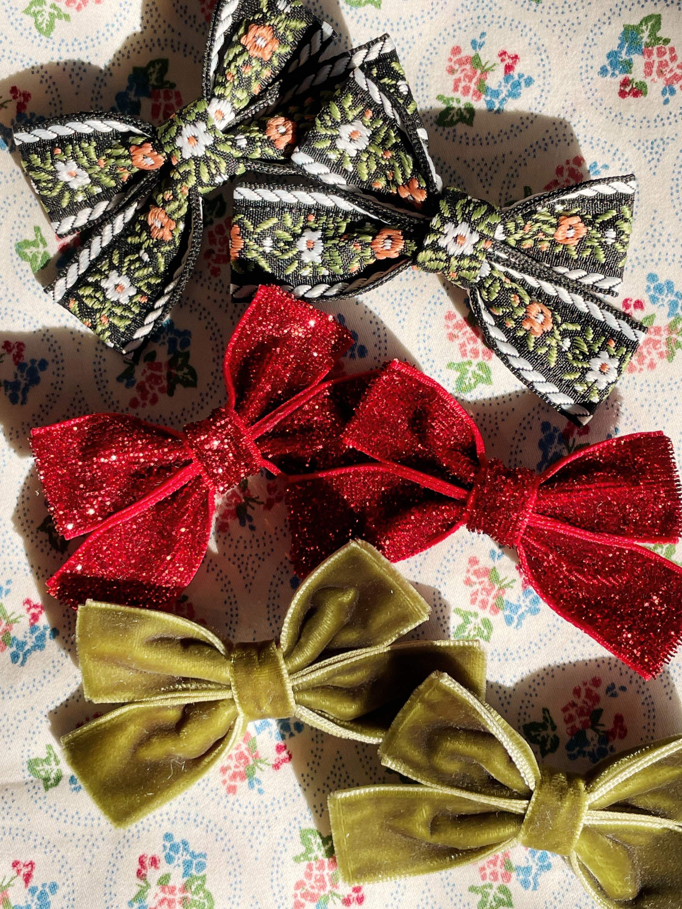6 PACK MICKI BOW HAIR CLIPS