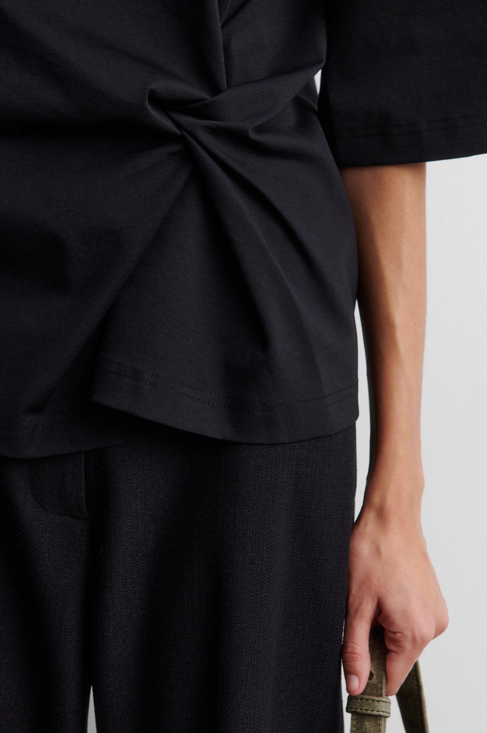 Arkai Drape Tee
