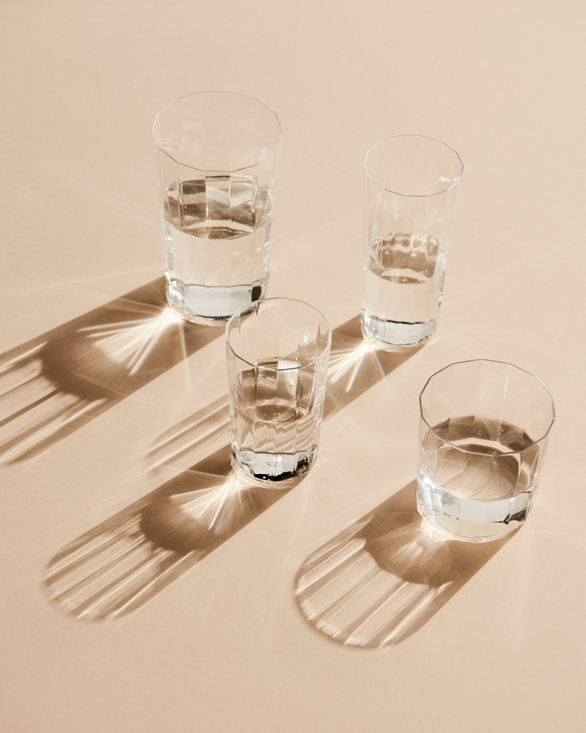 Angle Glass-Set of 4 Medium H10-Clear