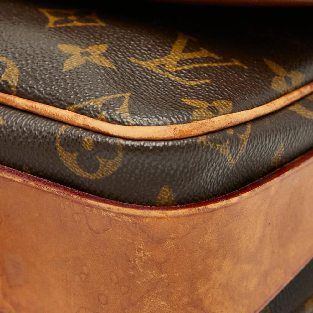 Louis Vuitton Cartouchiere