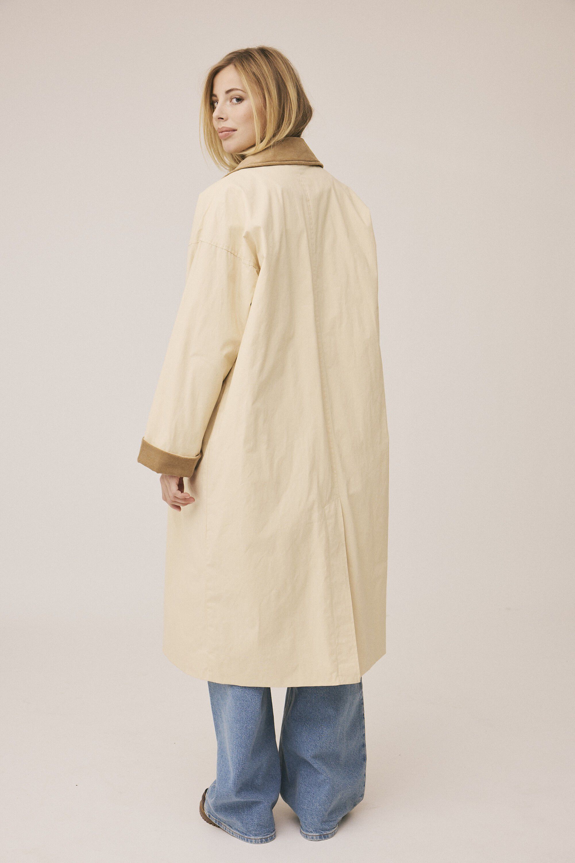 Emmy 1 coated jakke med fl&oslash;jskanter - GRS