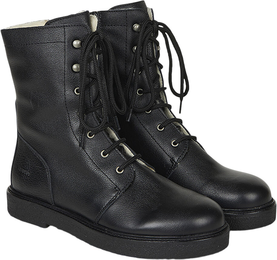 Sn&oslash;rest&oslash;vle med uldfoer, lynl&aring;s wid