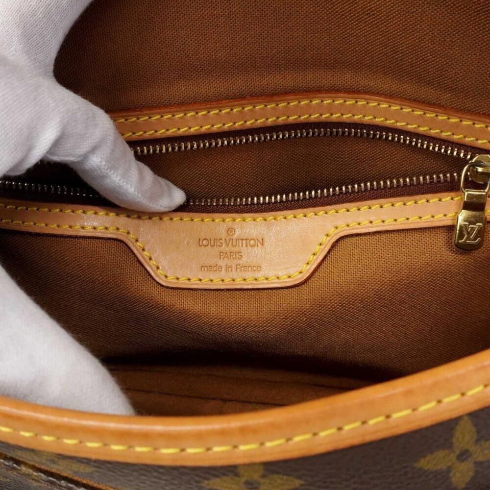 Louis Vuitton Sologne