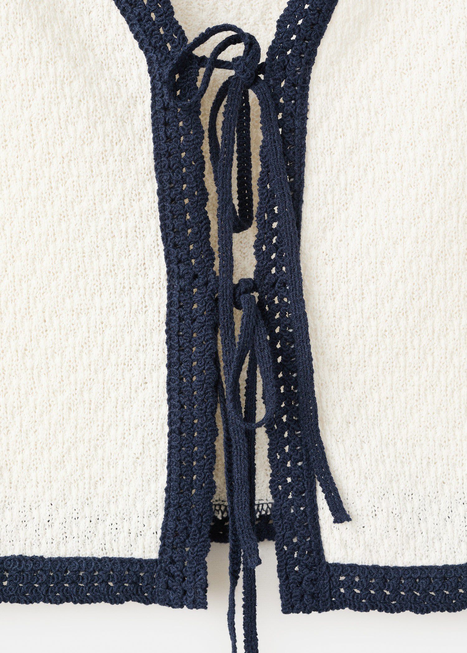 Bow tie waistcoat top