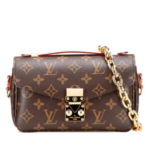 Louis Vuitton Shoulder Bags