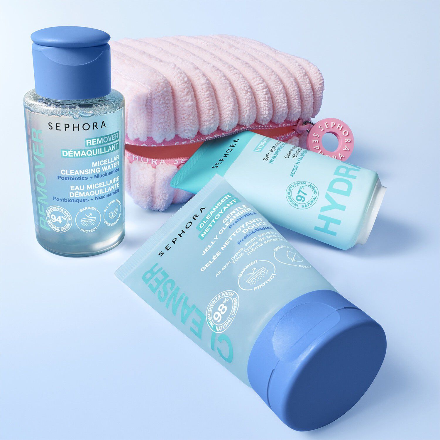 GETAWAY SET* - Kit och en trio med hudv&aring;rdsprodukter i miniformat