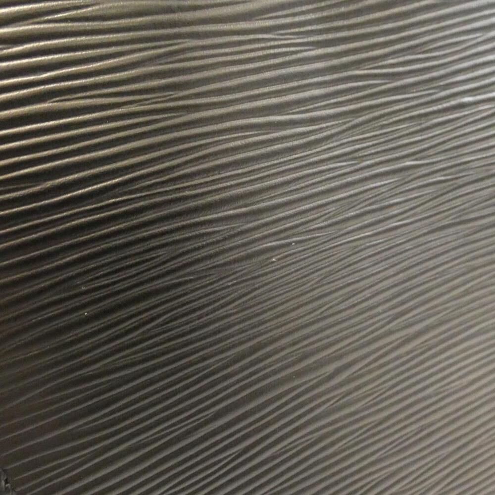 Louis Vuitton Pont Neuf