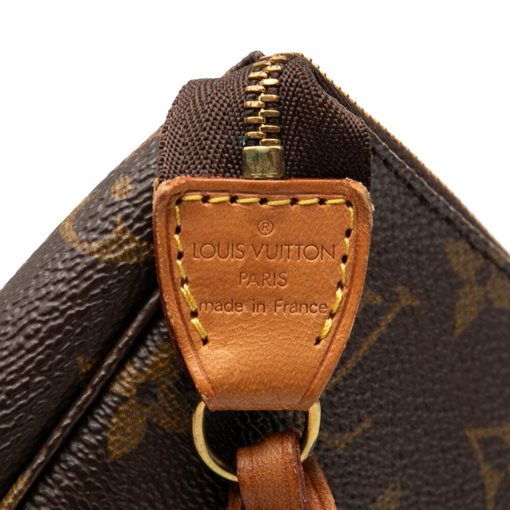 Louis Vuitton Pochette Accessoires