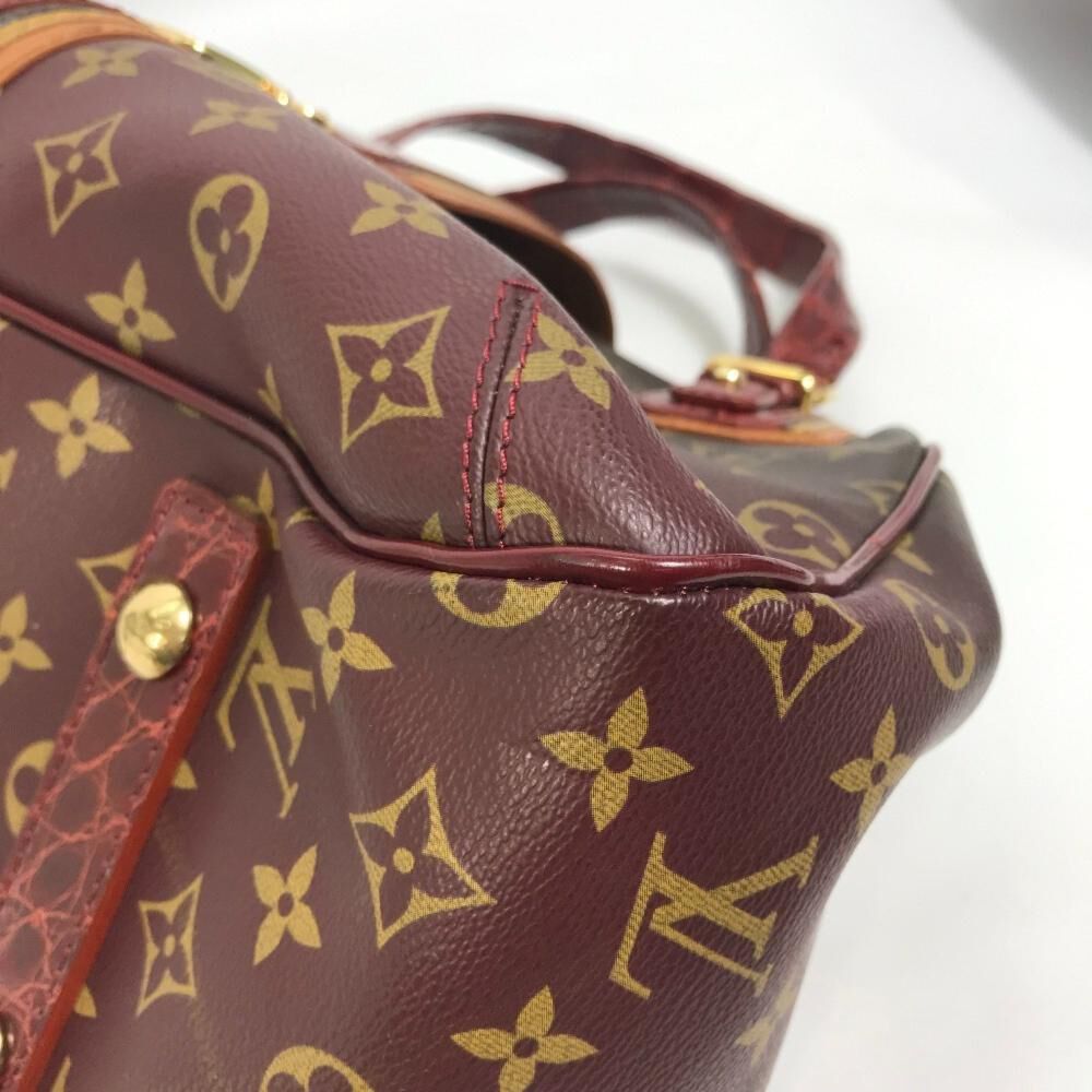 Louis Vuitton Shoulder Bags