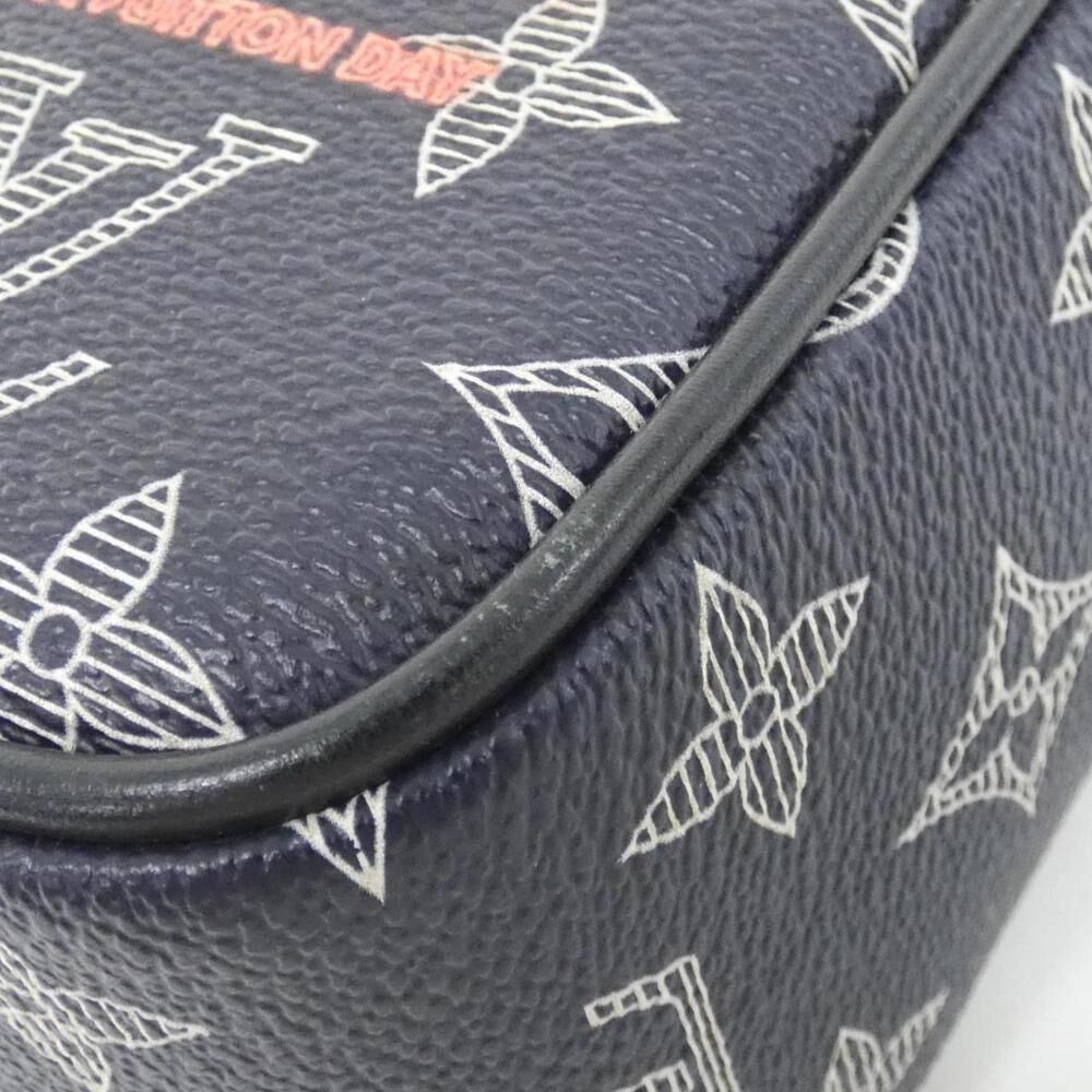 Louis Vuitton Shoulder Bags