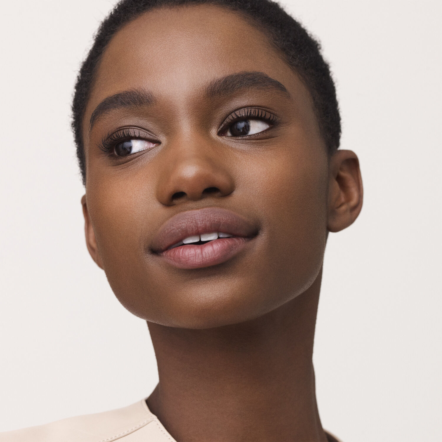 Herm&egrave;s Plein Air, Radiant matte powder, Nuage