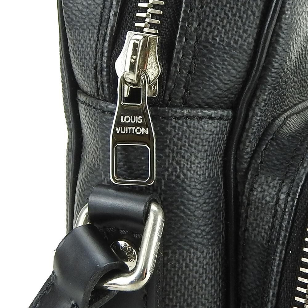 Louis Vuitton Shoulder Bags