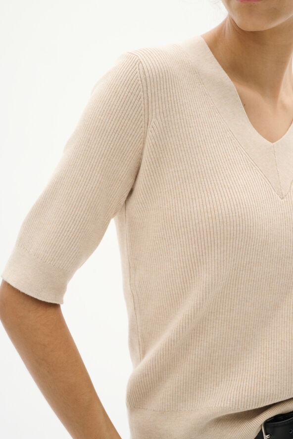 LeenahIW V-Neck Blouse