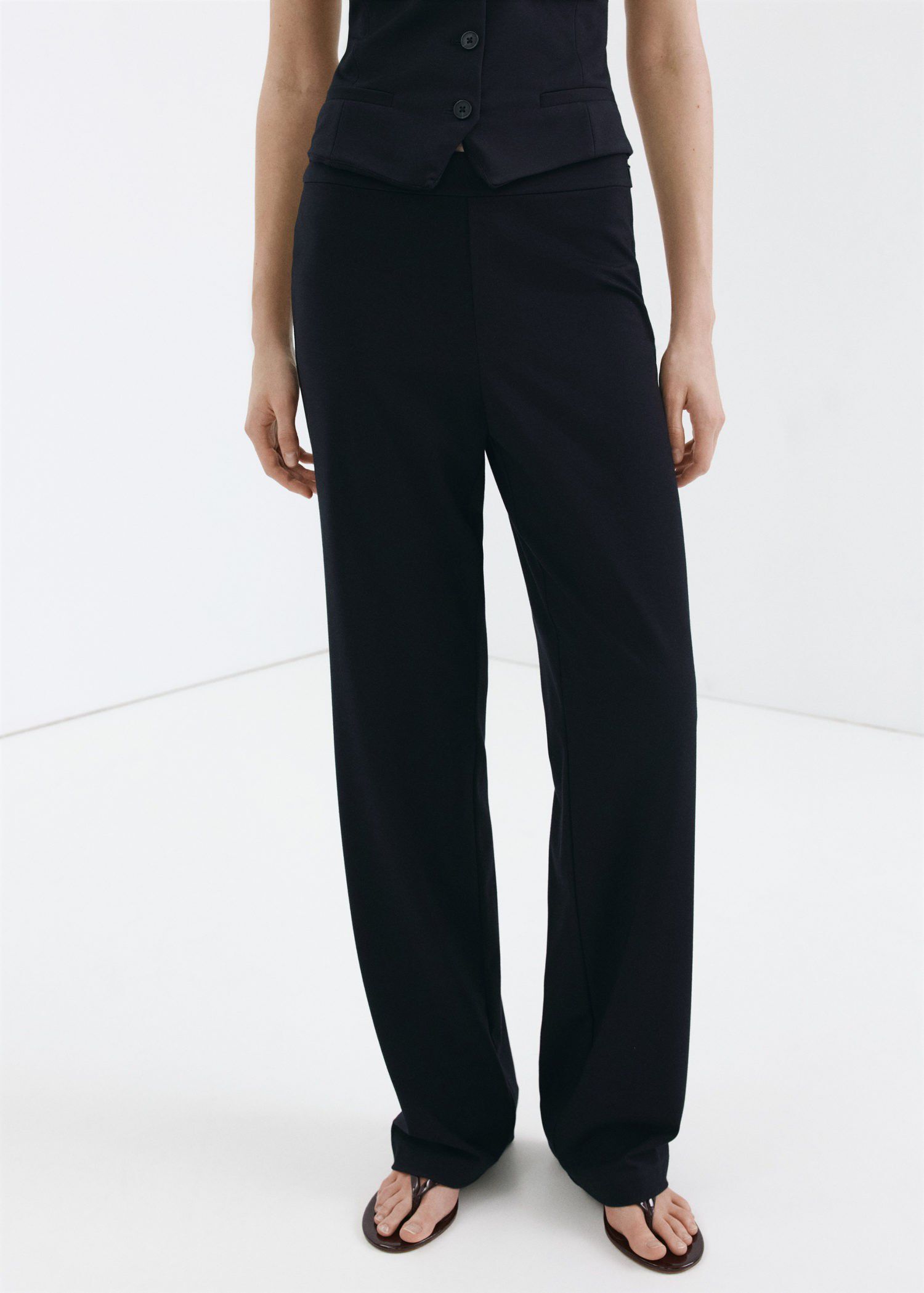 Mid-rise wide leg trousers