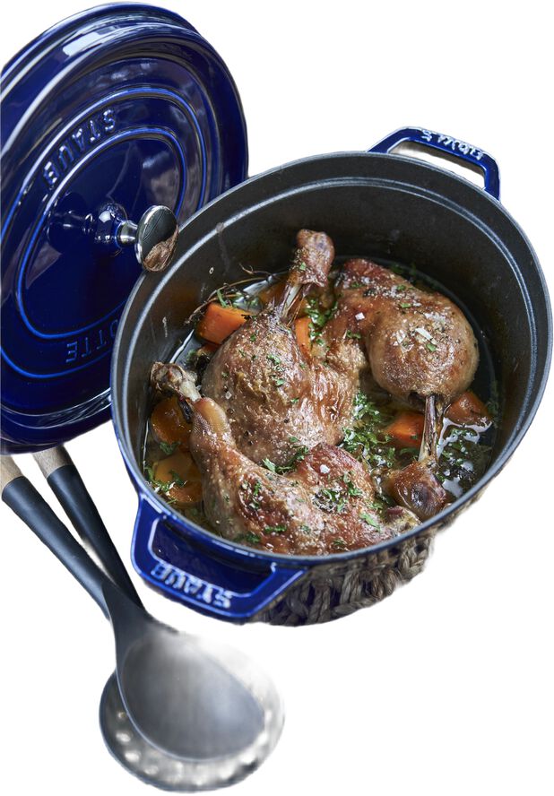 Gryta 29 Mörkblaa Oval Gjutjärn