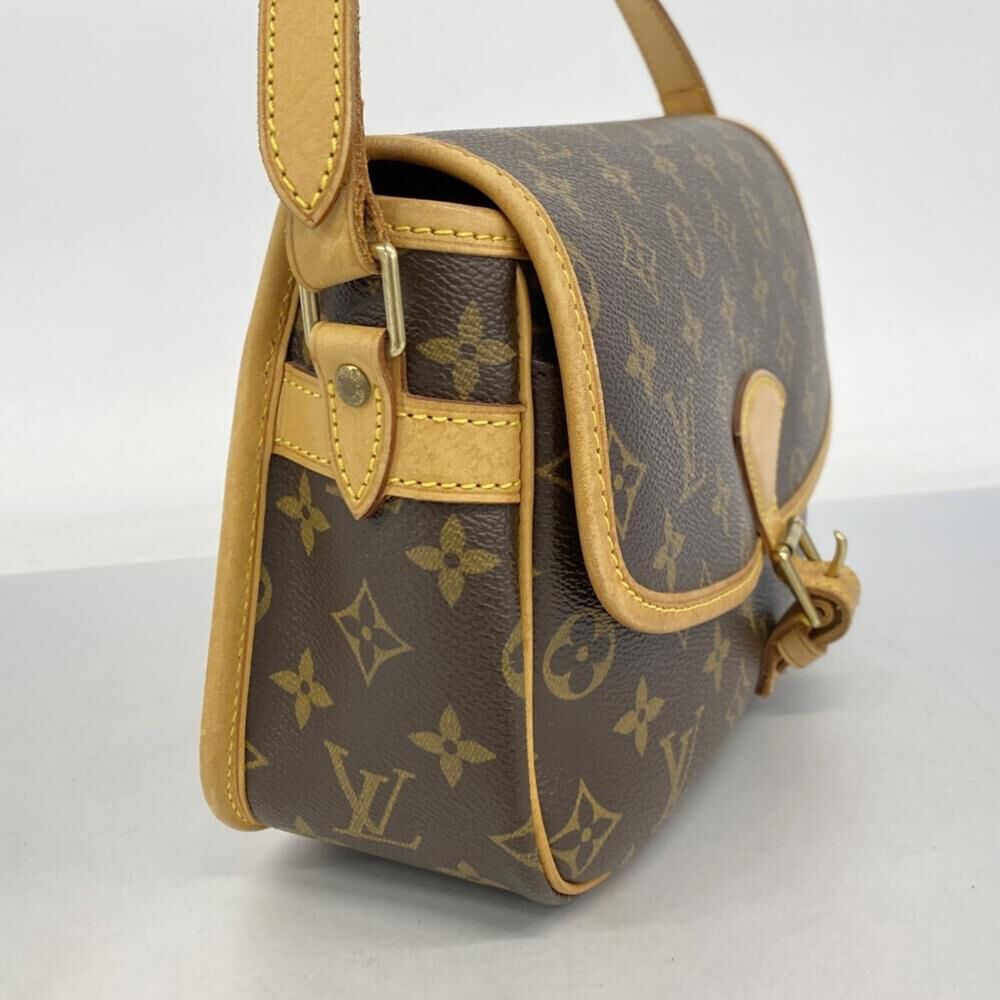 Louis Vuitton Sologne