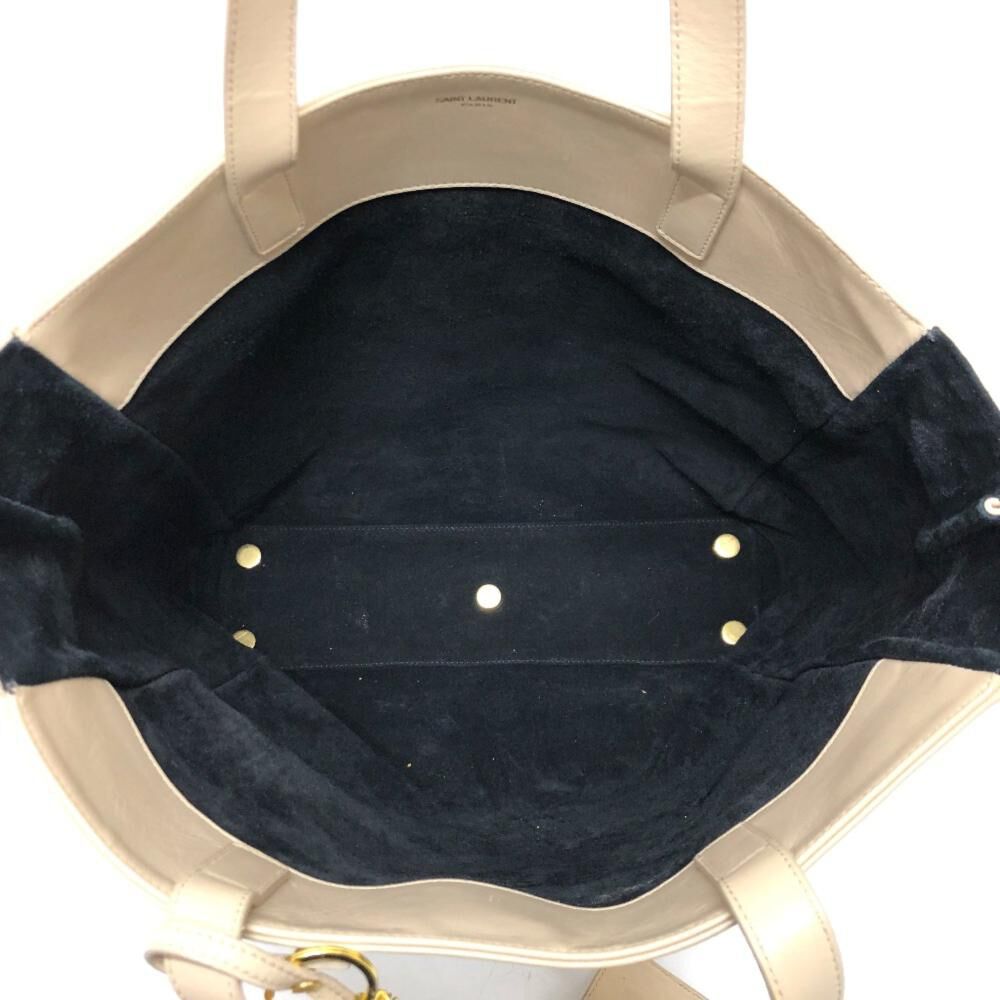 Yves Saint Laurent Handbag