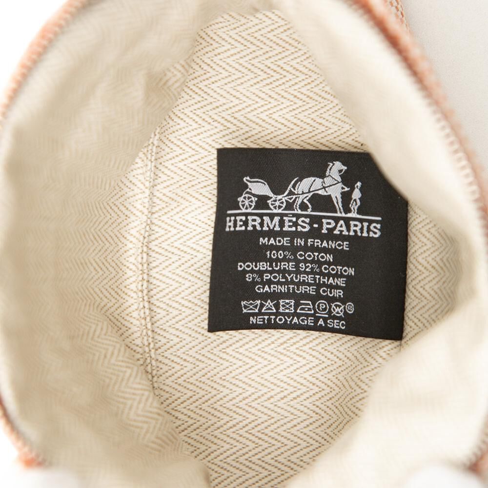 Herm&egrave;s Pouch