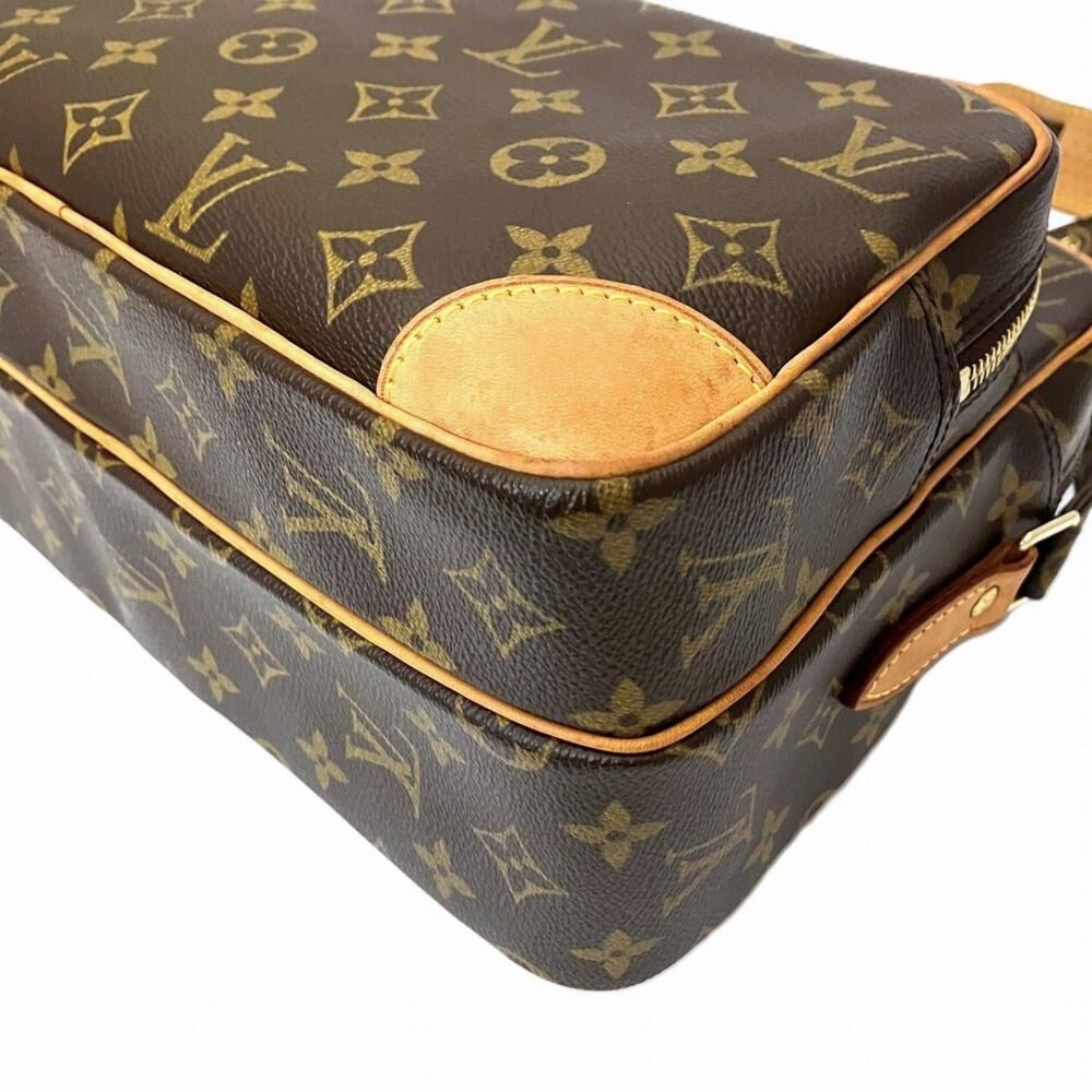 Louis Vuitton Shoulder Bags