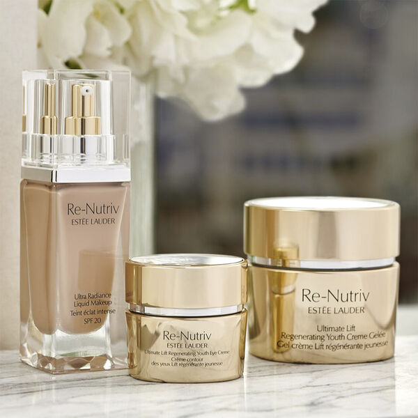 Re-Nutriv Ultra Radiance Liquid Makeup SPF20