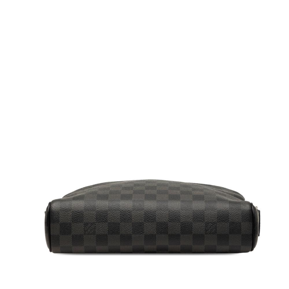 Louis Vuitton Reporter
