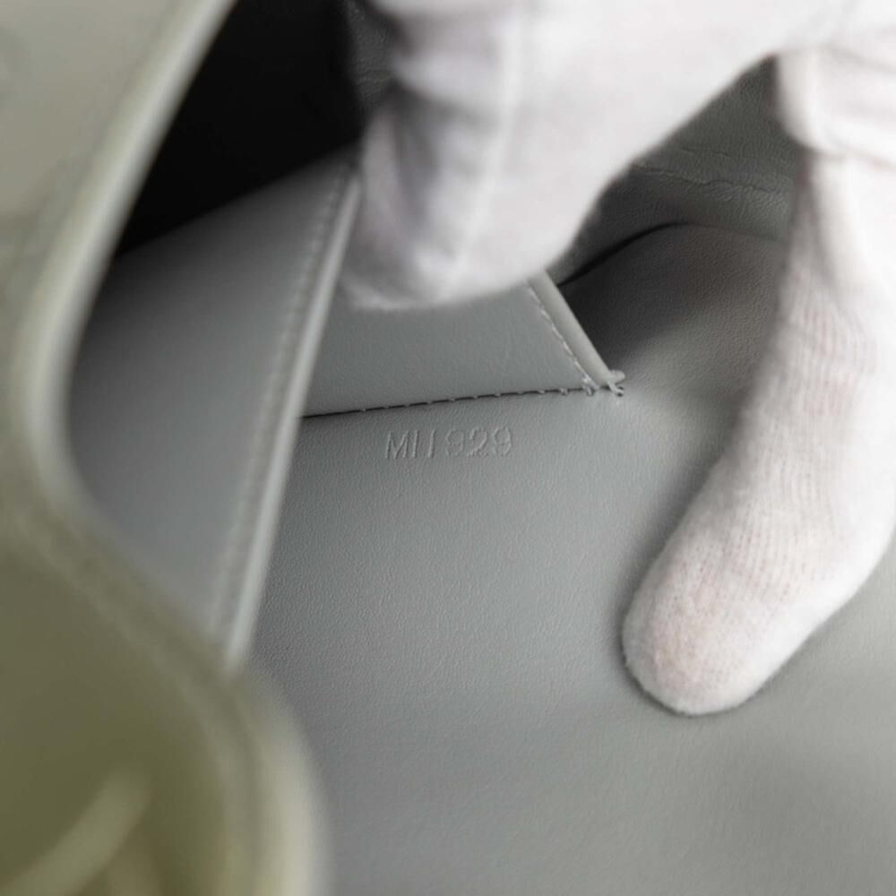 Louis Vuitton Thompson Street