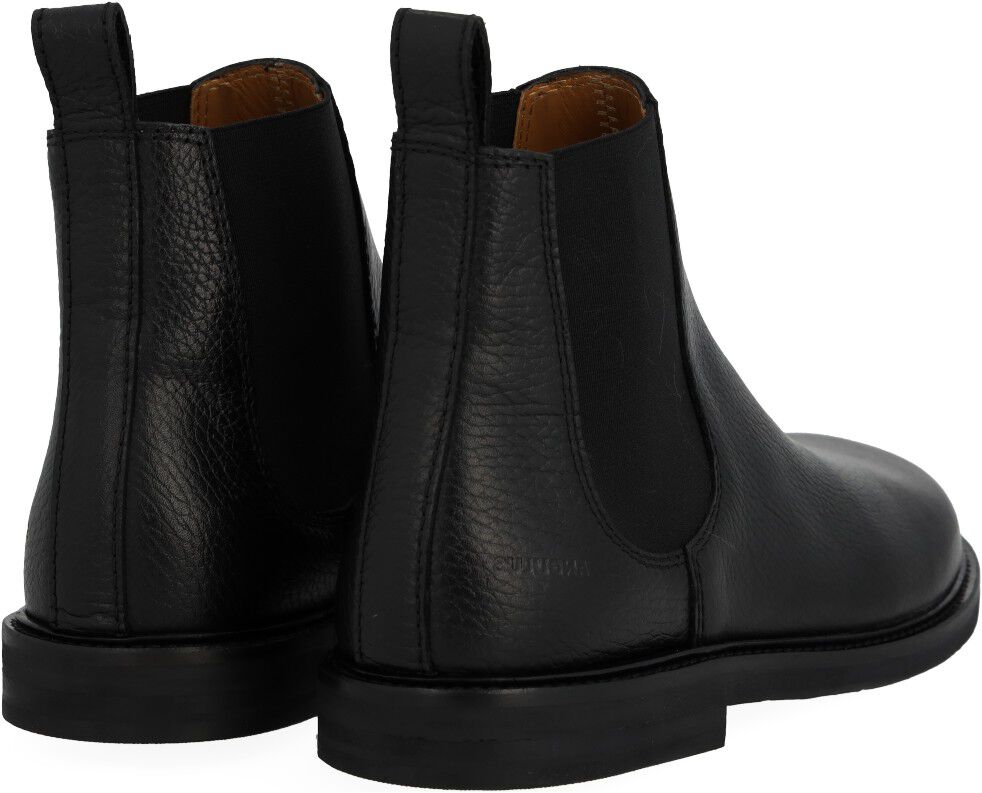 Chelsea st&oslash;vle med rummelig pasform