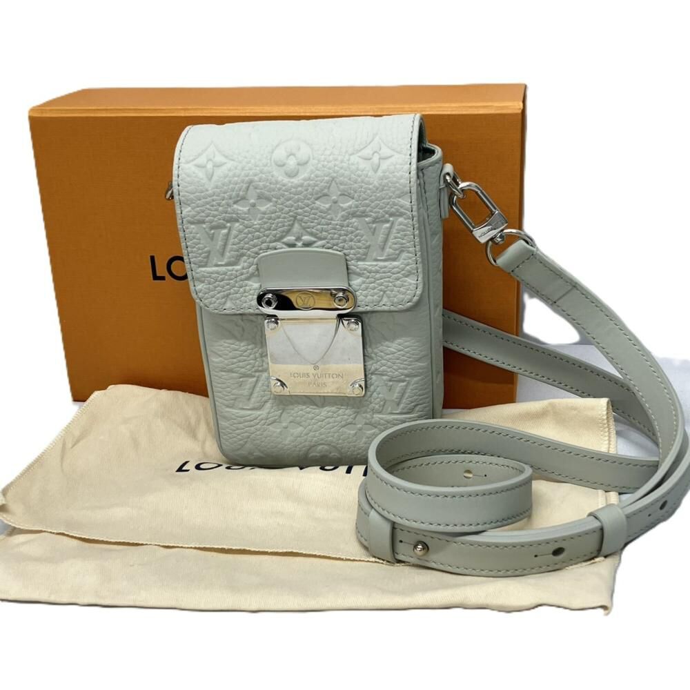 Louis Vuitton Shoulder Bags