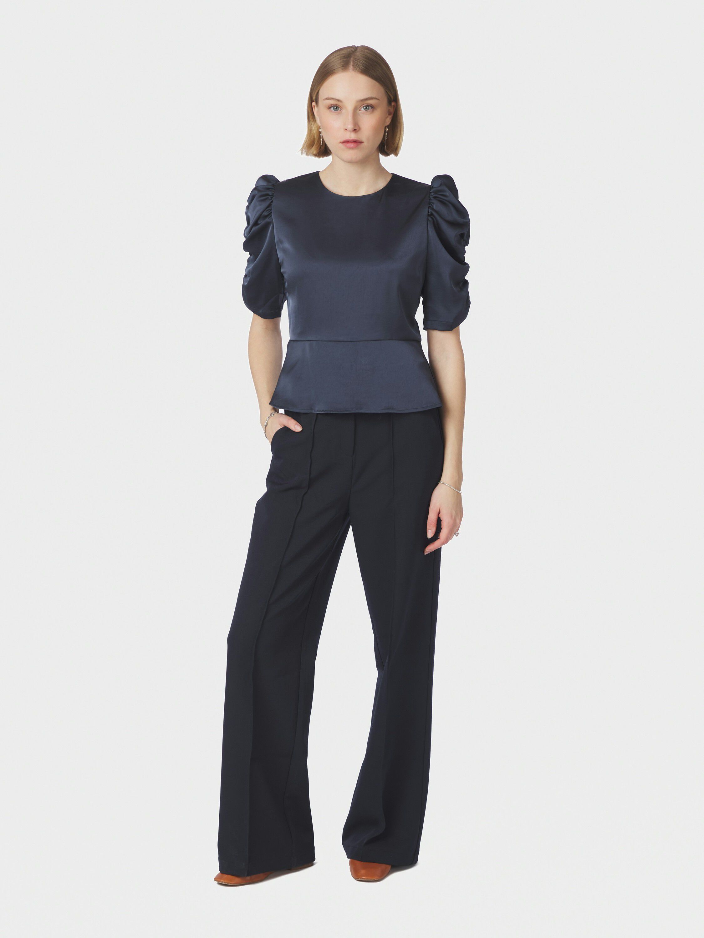 Benua Heavy Sateen Blouse